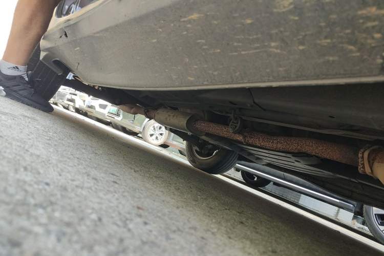 Used Kia Sportage R 2012 2.0L Automatic Two-Wheel Drive GLS Chassis Front Right