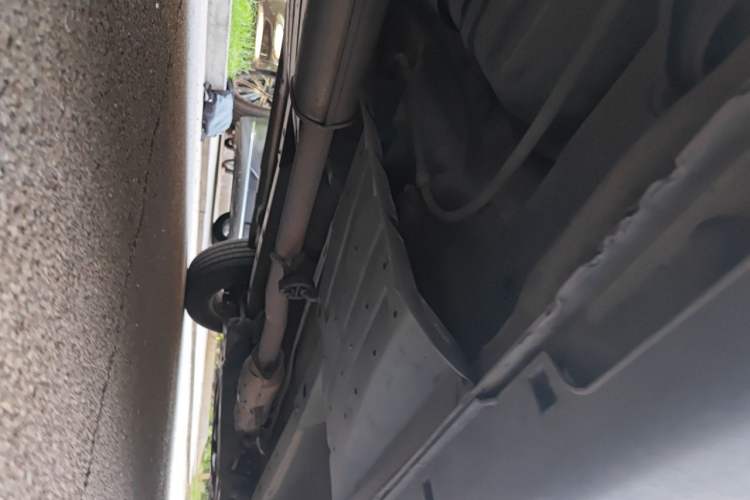Used Kia Sportage R 2012 2.0L Automatic Two-Wheel Drive GL Trim Chassis Rear Right