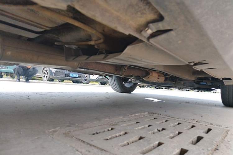 Used Kia Sportage R 2012 2.0L Automatic Two-Wheel Drive NAVI Chassis Rear Right