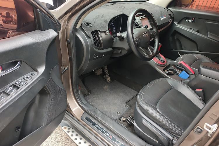 Used Kia Sportage R 2012 2.0L Automatic Two-Wheel Drive GLS Driver Seat