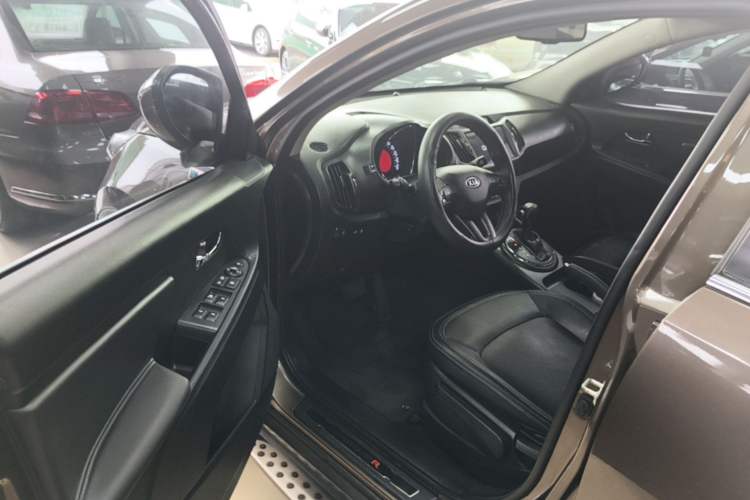 Used Kia Sportage R 2012 2.0L Automatic Two-Wheel Drive NAVI Driver Seat