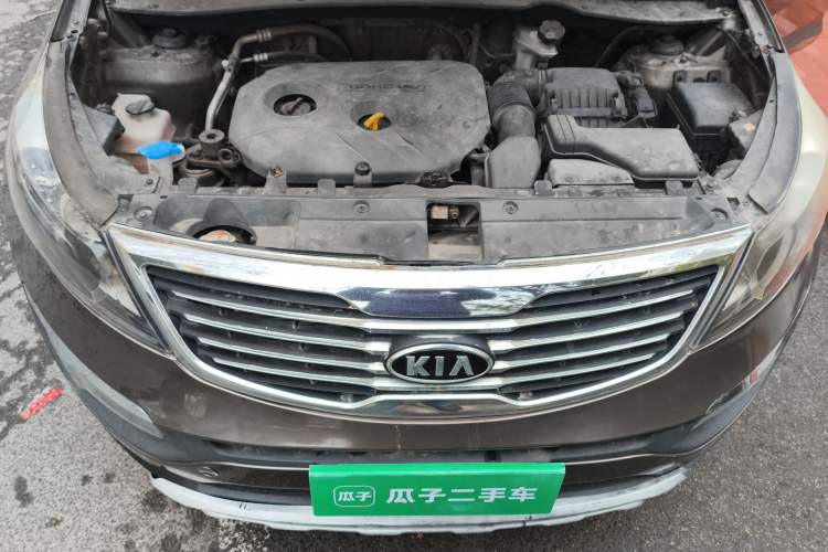 Used Kia Sportage R 2012 2.0L Automatic Two-Wheel Drive GLS Engine Bay