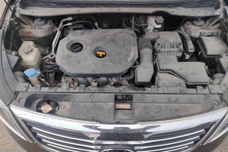 Used Kia Sportage R 2012 2.0L Automatic Two-Wheel Drive NAVI Engine Bay