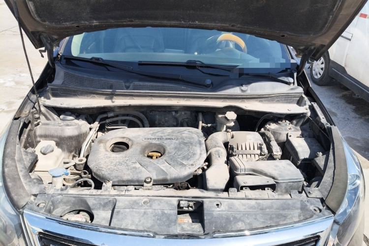 Used Kia Sportage R 2012 2.0L Automatic Two-Wheel Drive GLS Engine Bay