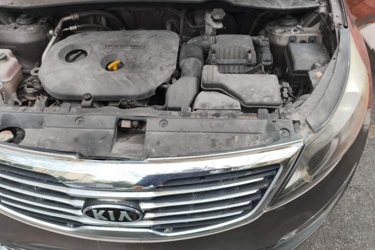 Used Kia Sportage R 2012 2.0L Automatic Two-Wheel Drive GLS Engine Bay Left
