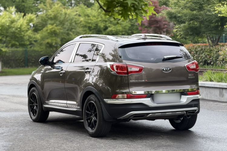 Used Kia Sportage R 2012 2.0L Automatic Two-Wheel Drive GLS Exterior 7
