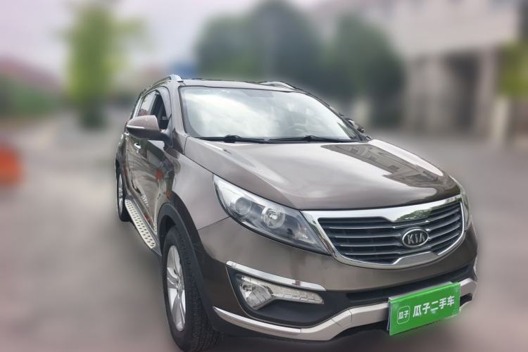 Used Kia Sportage R 2012 2.0L Automatic Two-Wheel Drive GLS Front Right 45 Deg