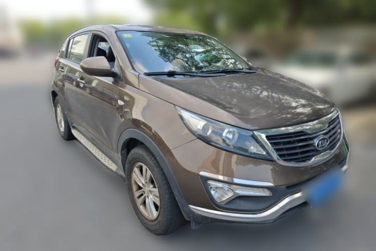 Used Kia Sportage R 2012 2.0L Automatic Two-Wheel Drive GL Trim Front Right 45 Deg