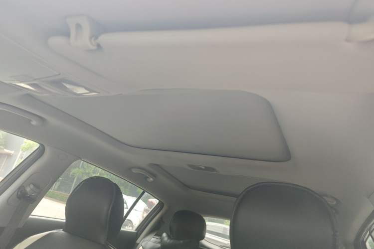 Used Kia Sportage R 2012 2.0L Automatic Two-Wheel Drive NAVI Headliner