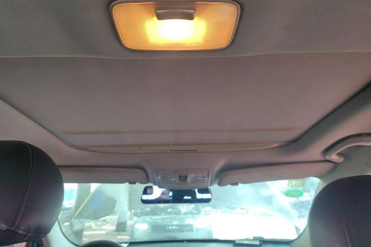 Used Kia Sportage R 2012 2.0L Automatic Two-Wheel Drive NAVI Headliner