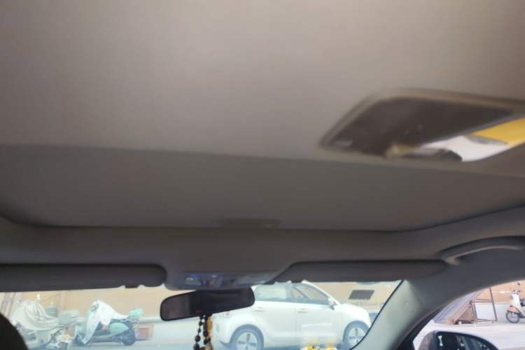 Used Kia Sportage R 2012 2.0L Automatic Two-Wheel Drive NAVI Headliner