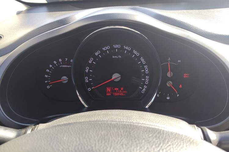 Used Kia Sportage R 2012 2.0L Automatic Two-Wheel Drive GLS Instrument Cluster