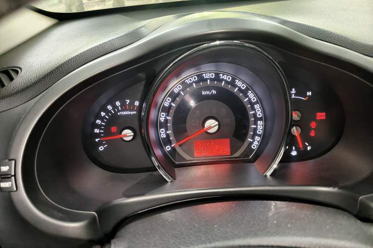 Used Kia Sportage R 2012 2.0L Automatic Two-Wheel Drive NAVI Instrument Cluster