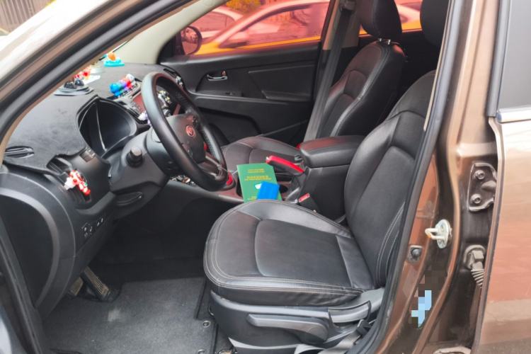 Used Kia Sportage R 2012 2.0L Automatic Two-Wheel Drive GLS Left Front Seat