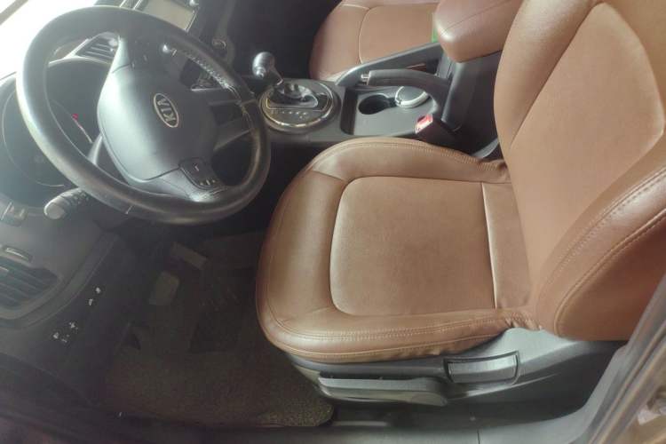 Used Kia Sportage R 2012 2.0L Automatic Two-Wheel Drive GLS Left Front Seat