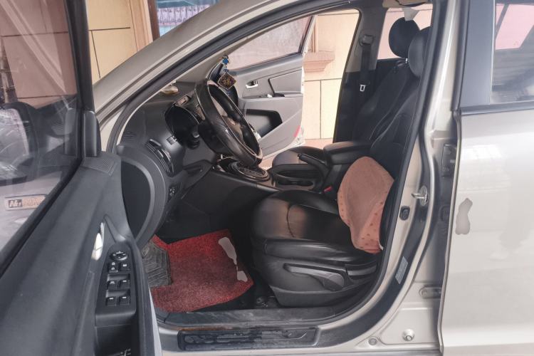 Used Kia Sportage R 2012 2.0L Automatic Two-Wheel Drive GL Trim Left Front Seat