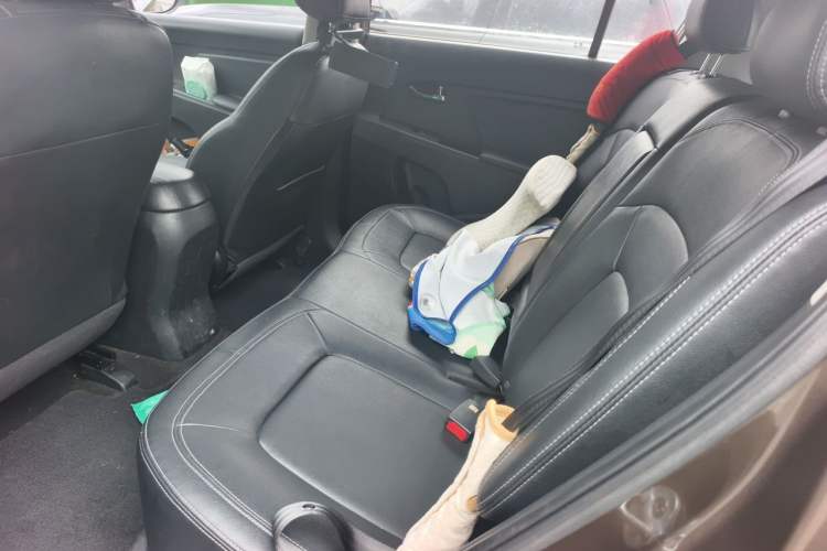 Used Kia Sportage R 2012 2.0L Automatic Two-Wheel Drive GLS Left Rear Seat