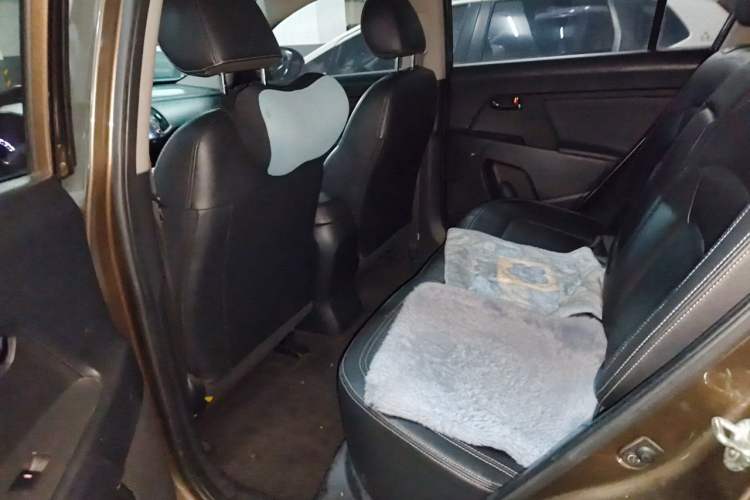 Used Kia Sportage R 2012 2.0L Automatic Two-Wheel Drive GLS Left Rear Seat