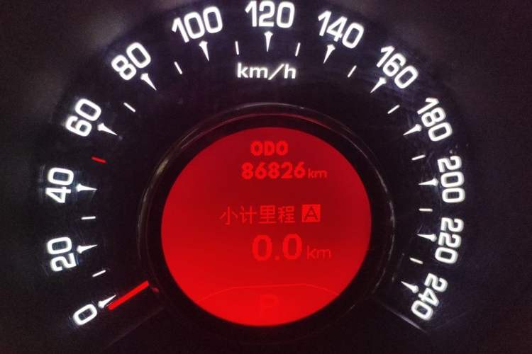 Used Kia Sportage R 2012 2.0L Automatic Two-Wheel Drive NAVI Odometer Close Up