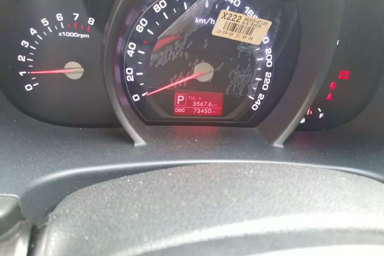 Used Kia Sportage R 2012 2.0L Automatic Two-Wheel Drive GL Trim Odometer Close Up