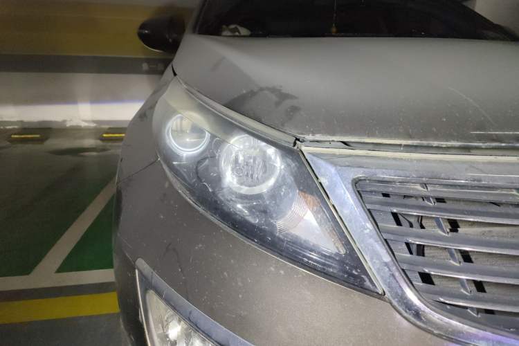 Used Kia Sportage R 2012 2.0L Automatic Two-Wheel Drive GLS Right Front Headlight