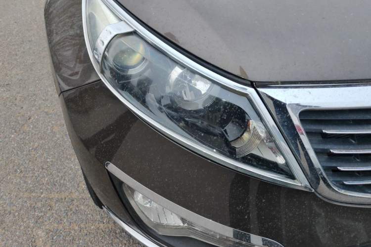 Used Kia Sportage R 2012 2.0L Automatic Two-Wheel Drive NAVI Right Front Headlight
