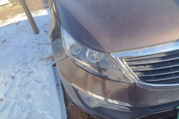 Used Kia Sportage R 2012 2.0L Automatic Two-Wheel Drive GLS Right Front Headlight