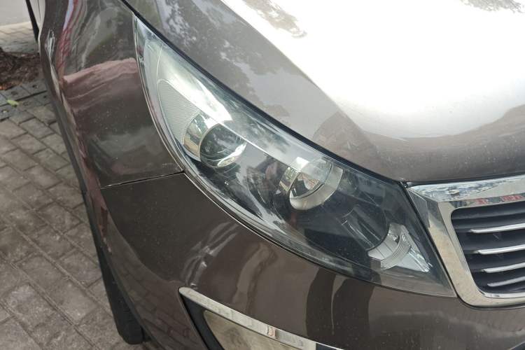 Used Kia Sportage R 2012 2.0L Automatic Two-Wheel Drive NAVI Right Front Headlight