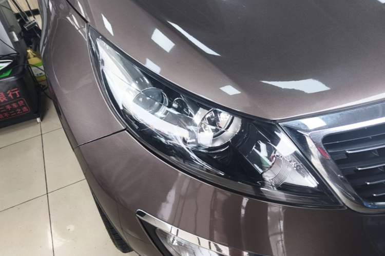 Used Kia Sportage R 2012 2.0L Automatic Two-Wheel Drive NAVI Right Front Headlight