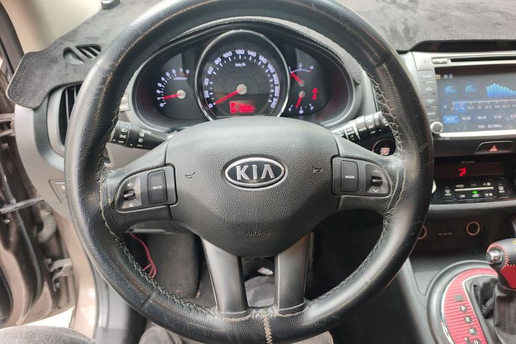 Used Kia Sportage R 2012 2.0L Automatic Two-Wheel Drive GLS Steering Wheel