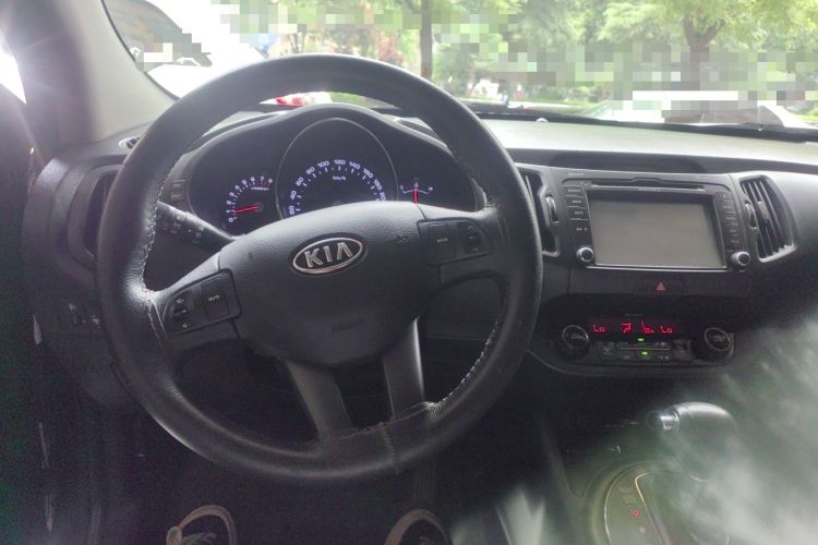 Used Kia Sportage R 2012 2.0L Automatic Two-Wheel Drive GLS Steering Wheel