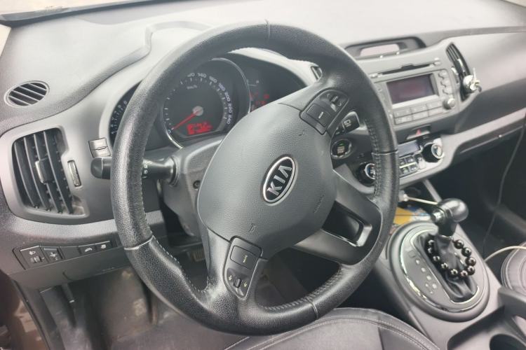 Used Kia Sportage R 2012 2.0L Automatic Two-Wheel Drive GLS Steering Wheel