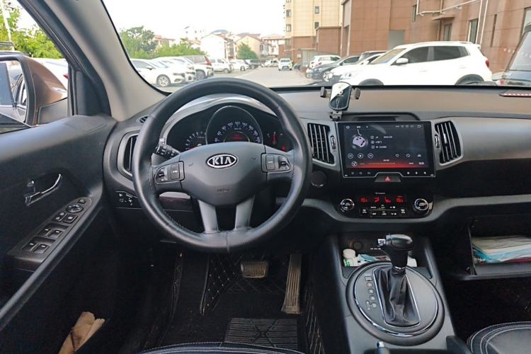 Used Kia Sportage R 2012 2.0L Automatic Two-Wheel Drive NAVI Steering Wheel
