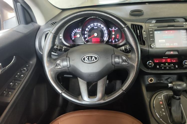 Used Kia Sportage R 2012 2.0L Automatic Two-Wheel Drive GLS Steering Wheel