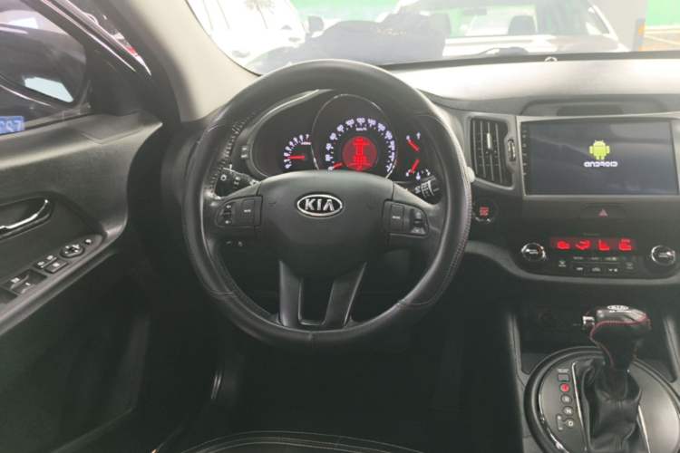 Used Kia Sportage R 2012 2.0L Automatic Two-Wheel Drive NAVI Steering Wheel
