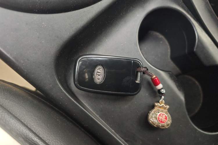 Used Kia Sportage R 2012 2.0L Automatic Two-Wheel Drive NAVI Vehicle Key
