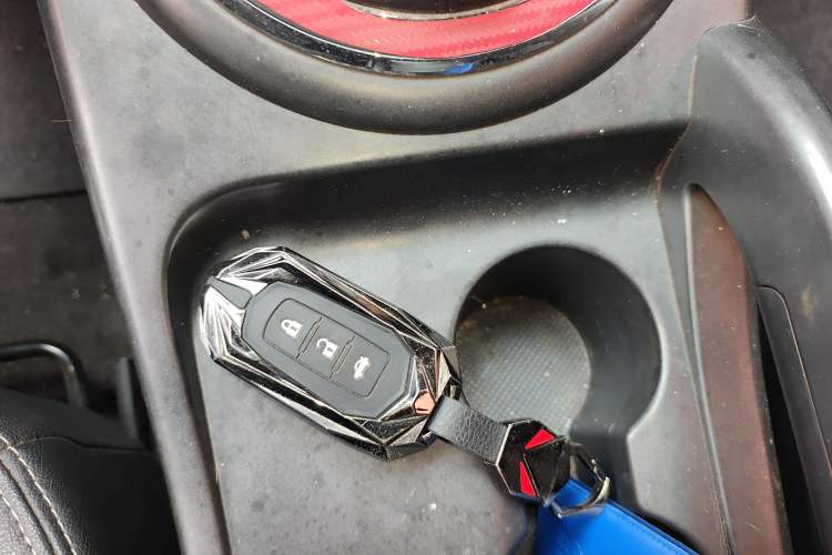 Used Kia Sportage R 2012 2.0L Automatic Two-Wheel Drive GLS Vehicle Key