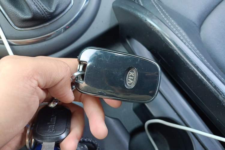 Used Kia Sportage R 2012 2.0L Automatic Two-Wheel Drive GLS Vehicle Key