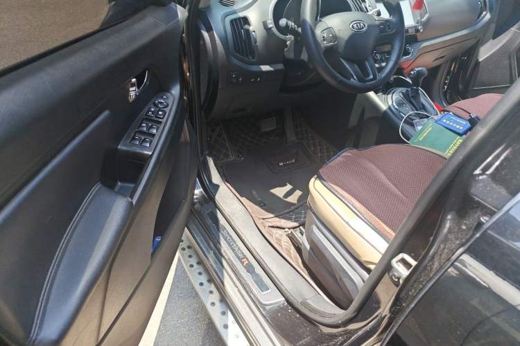 Used Kia Sportage R 2014 2.0L Automatic Two-Wheel Drive GLS Trim Driver Seat