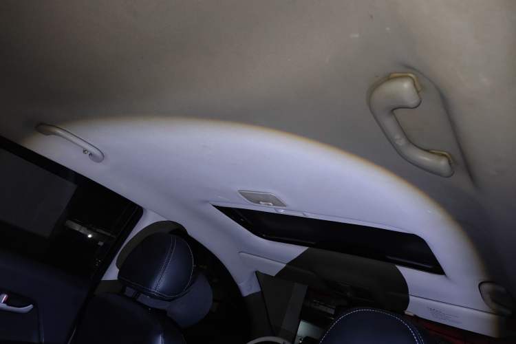Used Kia Sportage R 2014 2.0L Automatic Two-Wheel Drive GL Headliner