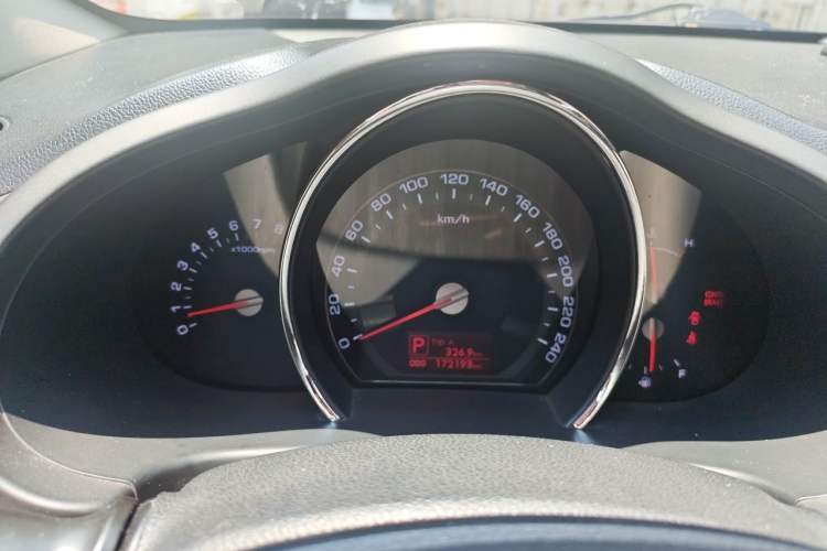 Used Kia Sportage R 2014 2.0L Automatic Two-Wheel Drive GLS Trim Instrument Cluster