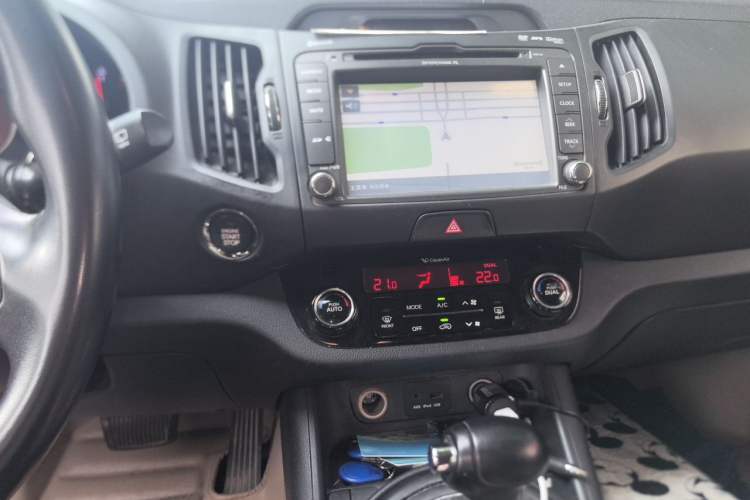 Used Kia Sportage R 2014 2.0L Automatic Two-Wheel Drive Premium Special Audio And AC Panel