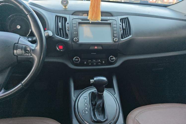 Used Kia Sportage R 2014 2.0L Automatic Two-Wheel Drive GLS Trim Audio And AC Panel