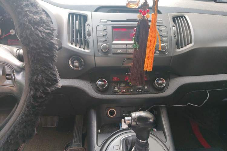 Used Kia Sportage R 2014 2.0L Automatic Two-Wheel Drive DLX Audio And AC Panel