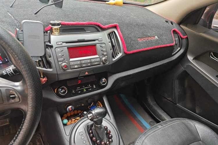 Used Kia Sportage R 2014 2.0L Automatic Two-Wheel Drive DLX Audio And AC Panel