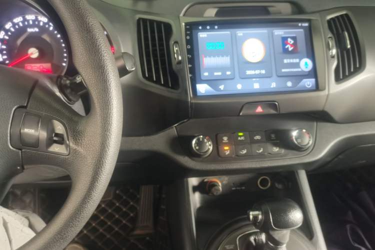 Used Kia Sportage R 2014 2.0L Automatic Two-Wheel Drive GL Audio And AC Panel
