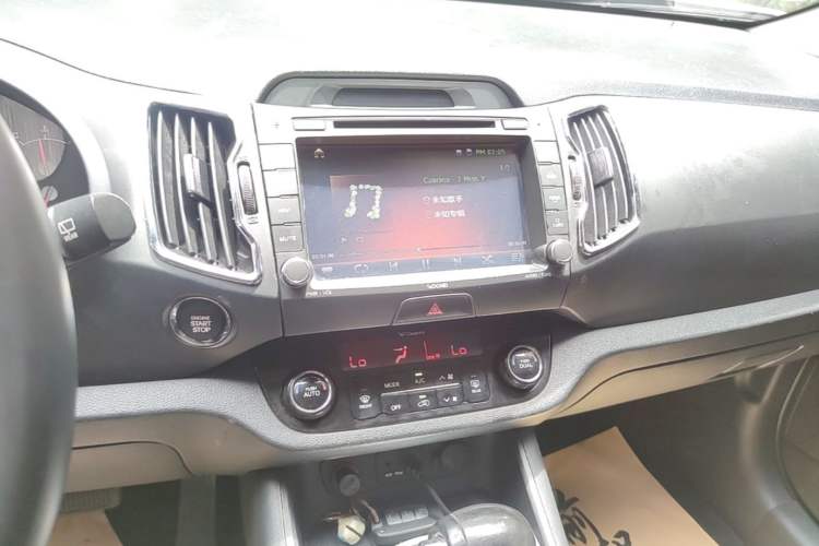 Used Kia Sportage R 2014 2.0L Automatic Two-Wheel Drive DLX Audio And AC Panel