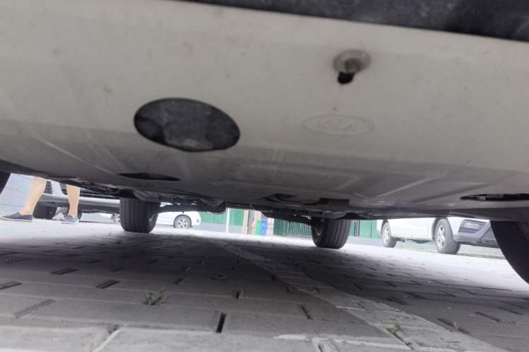 Used Kia Sportage R 2014 2.0L Automatic Two-Wheel Drive GLS Trim Chassis Front