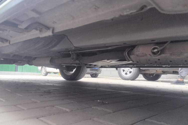 Used Kia Sportage R 2014 2.0L Automatic Two-Wheel Drive GLS Trim Chassis Front Right