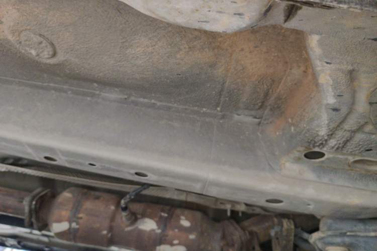 Used Kia Sportage R 2014 2.0L Manual Two-Wheel-Drive GLS Chassis Front Right